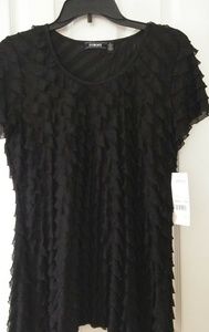 Short sleeve black top